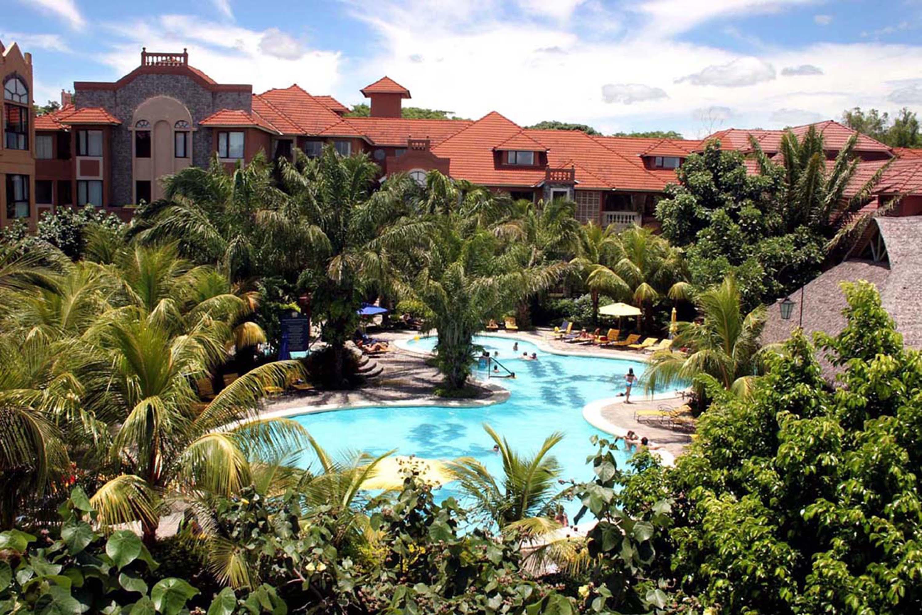 Buganvillas Hotel Suites Санта-Крус-де-ла-Сьерра Экстерьер фото